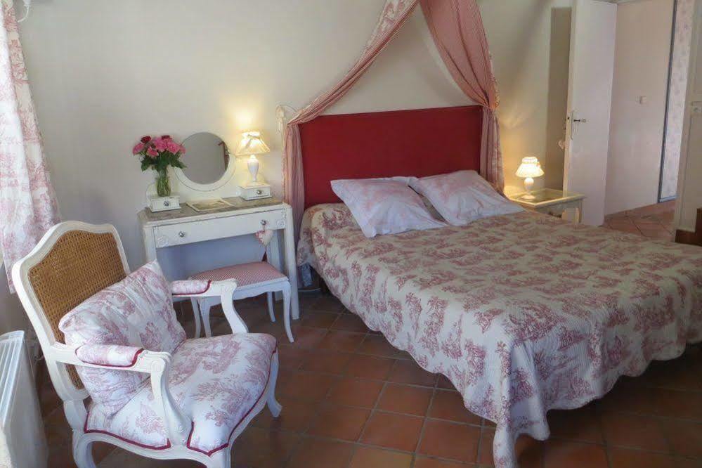 Aux Trois Fontaines Bed and Breakfast Eynesse Buitenkant foto