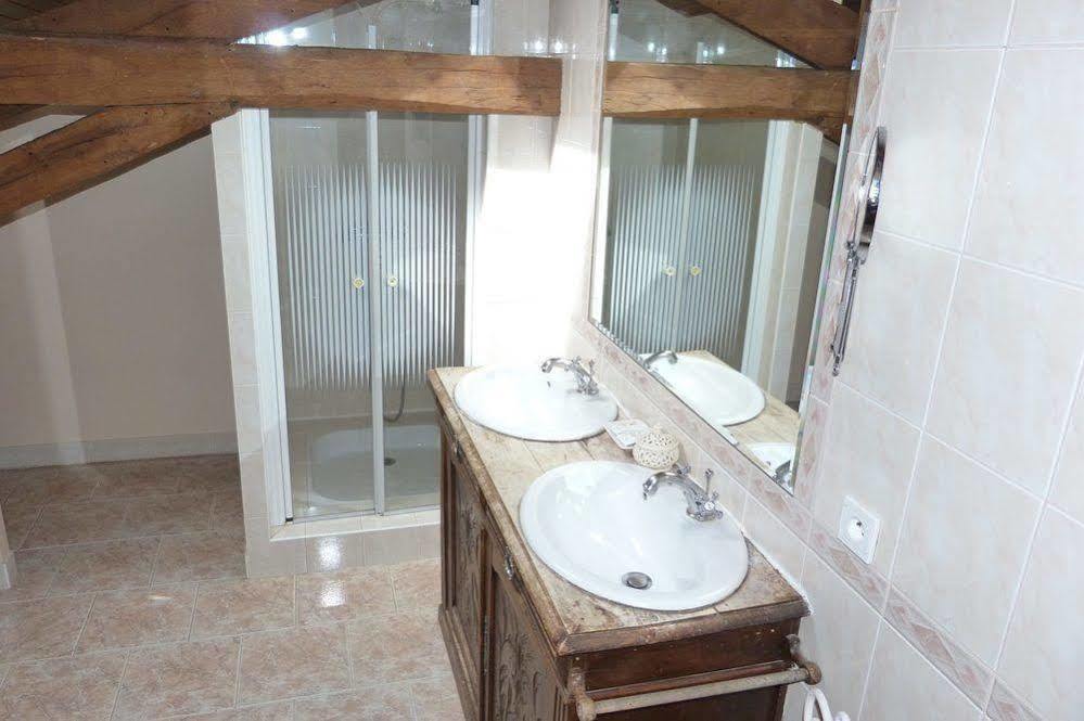 Aux Trois Fontaines Bed and Breakfast Eynesse Buitenkant foto