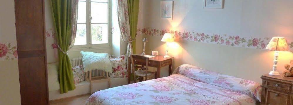 Aux Trois Fontaines Bed and Breakfast Eynesse Buitenkant foto