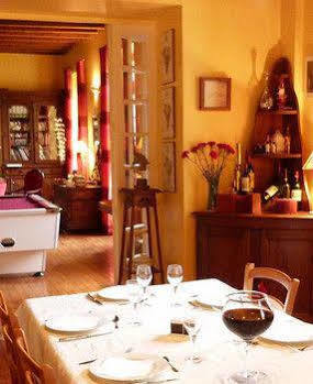Aux Trois Fontaines Bed and Breakfast Eynesse Buitenkant foto